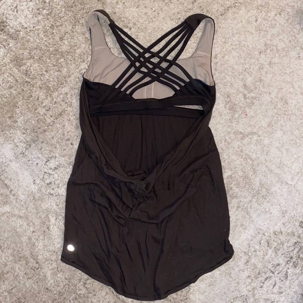 Lululemon Wild tank with built in bra army green size 6